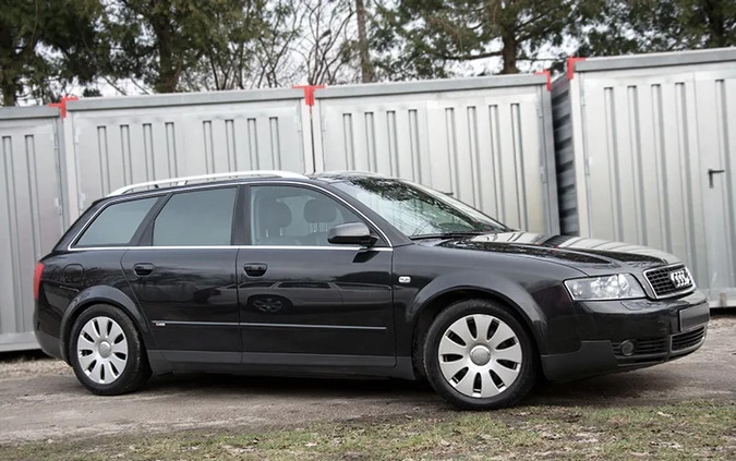 Audi A4 cena 13999 przebieg: 220000, rok produkcji 2003 z Elbląg małe 254